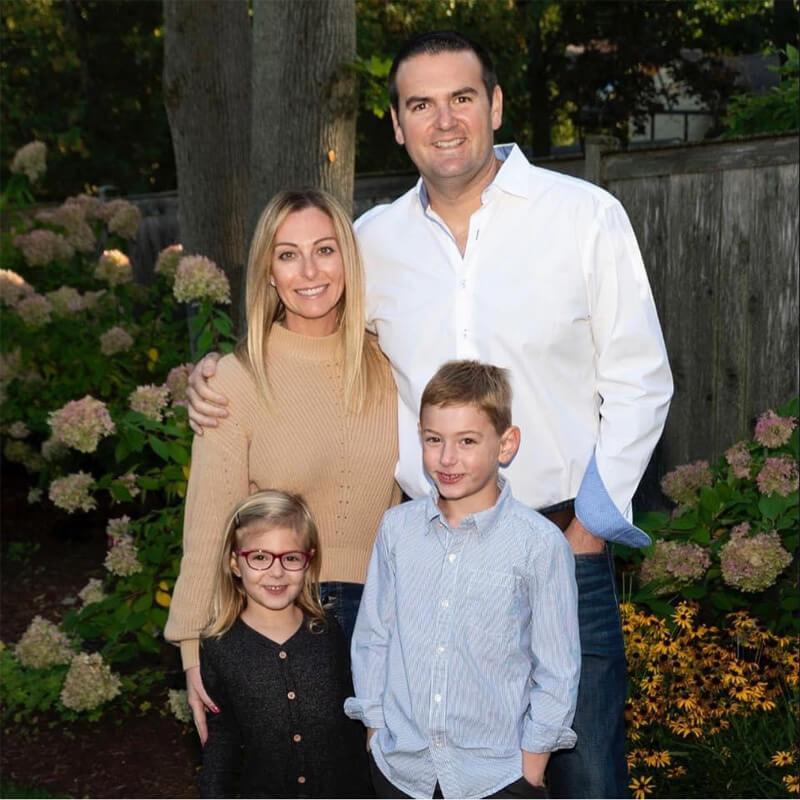 Marc Rosenberg's wife and children in October 2022