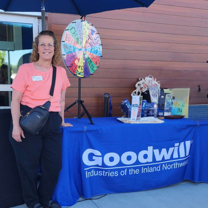 Julia-Goodwill-Grandopening