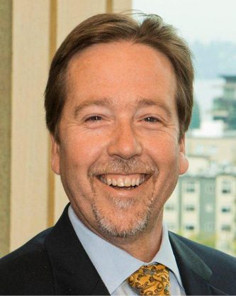 Michael Tucker
